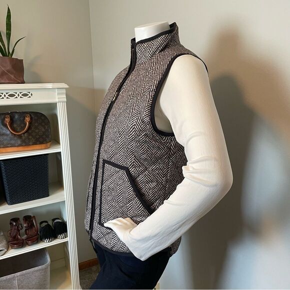 J. CREW- Herringbone Puffer Vest Size XS - Picture 2 of 10